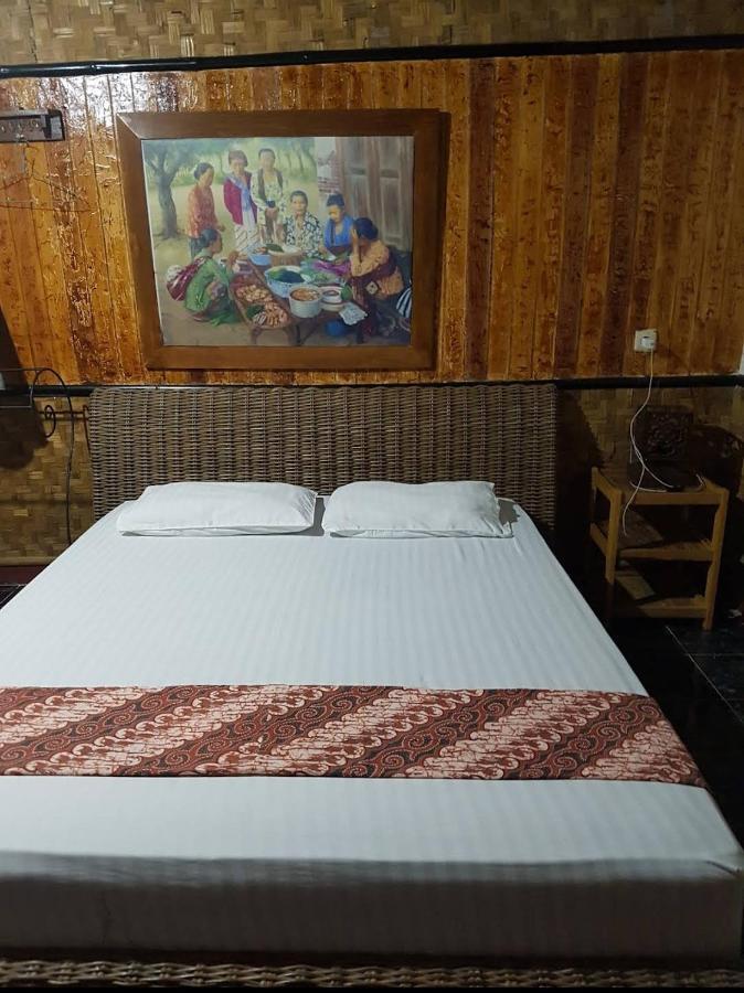 Mini Tiga Homestay Pangandaran Exterior photo