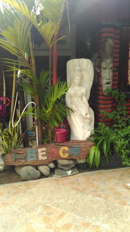 Mini Tiga Homestay Pangandaran Exterior photo